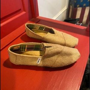 Womens Toms
